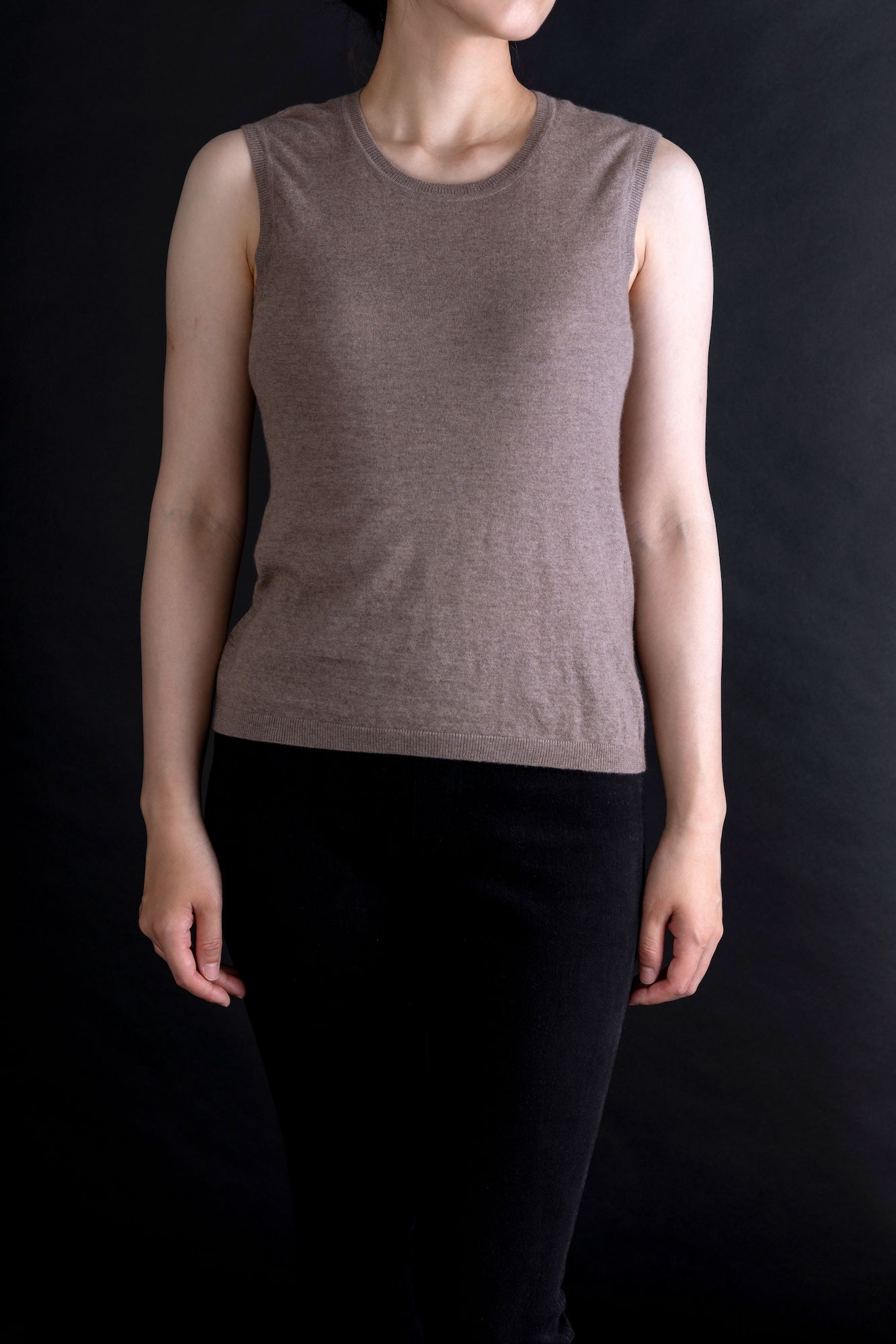 Cashmere V-neck T-shirt / White (01)