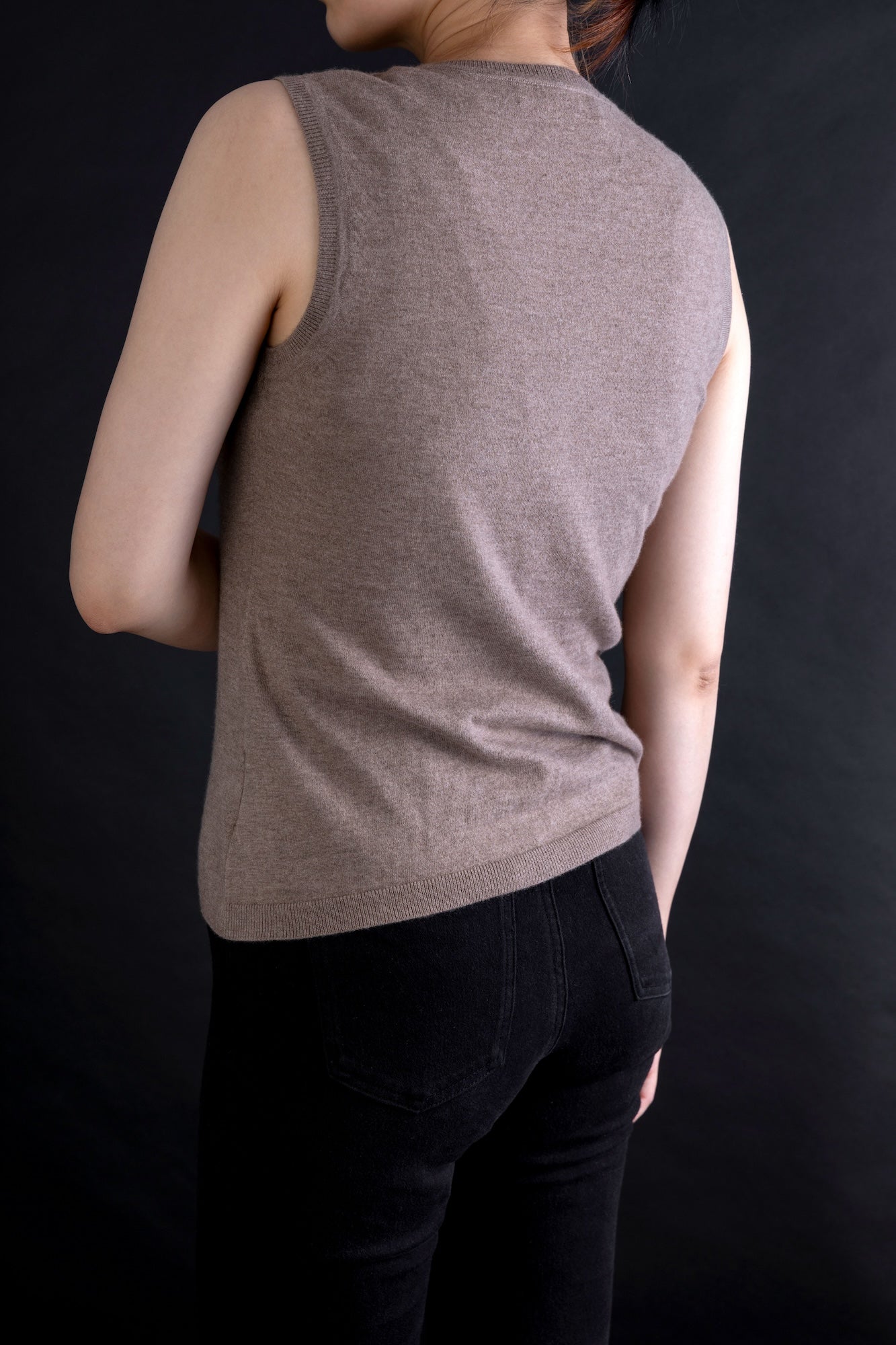 Cashmere V-neck T-shirt / White (01)