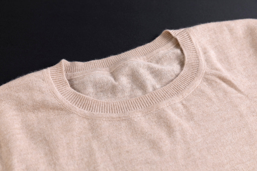カシミヤ フィット Tシャツ / ベージュ