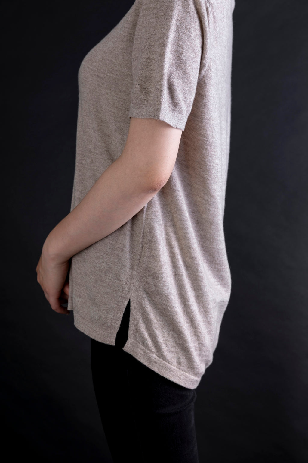 カシミヤ ラウンドヘムTシャツ / ウォームグレー