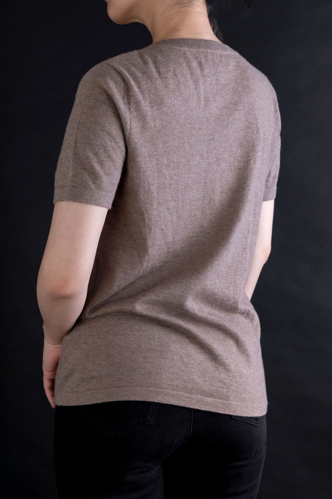 カシミヤ Vネック フィットTシャツ / ブラウン